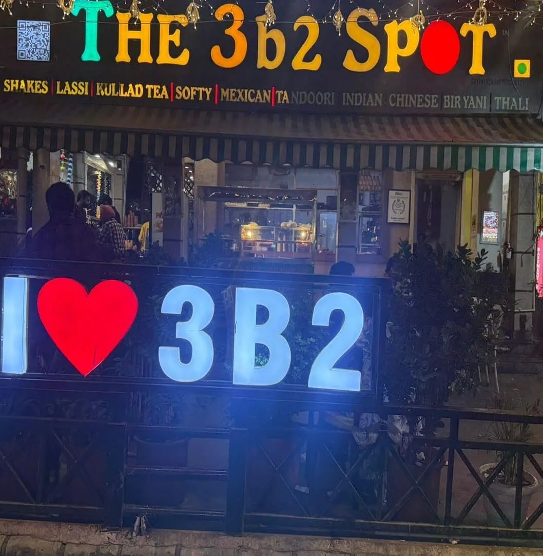 3B2 Mohali : Location, Food, Restaurants, Shopping, Salons
